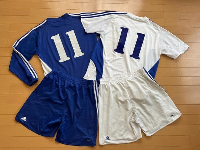 アディダス／adidas　日体大サッカーユニフォーム　４点セット