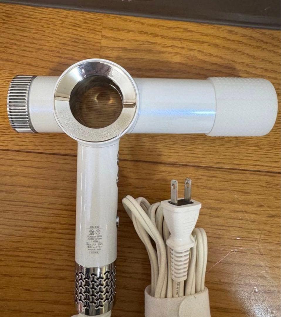 オッジオット ヘアドライヤー ホワイト oggiotto