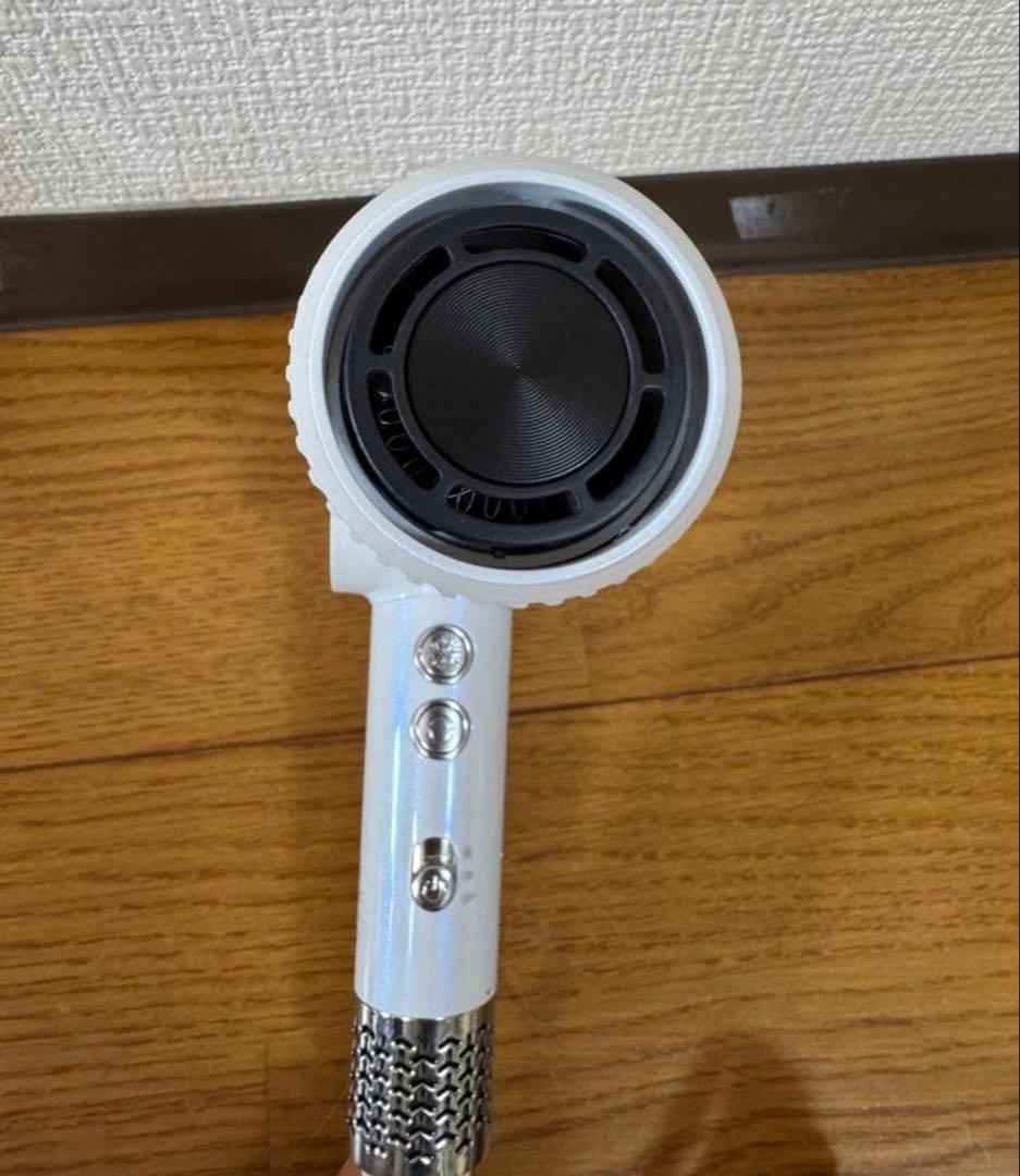 オッジオット ヘアドライヤー ホワイト oggiotto