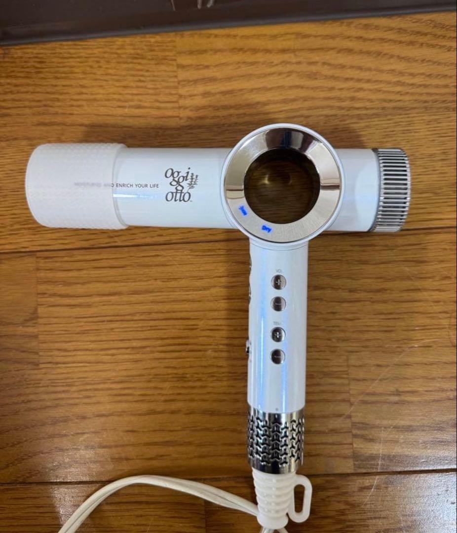 オッジオット ヘアドライヤー ホワイト oggiotto