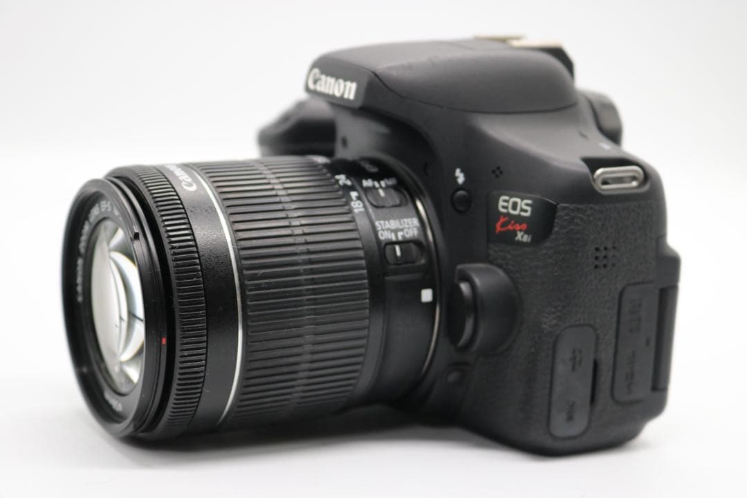 【Canon EOS Kiss X8i ダブルレンズセット】 Wi-Fi搭載