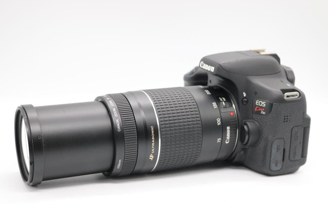 【Canon EOS Kiss X8i ダブルレンズセット】 Wi-Fi搭載