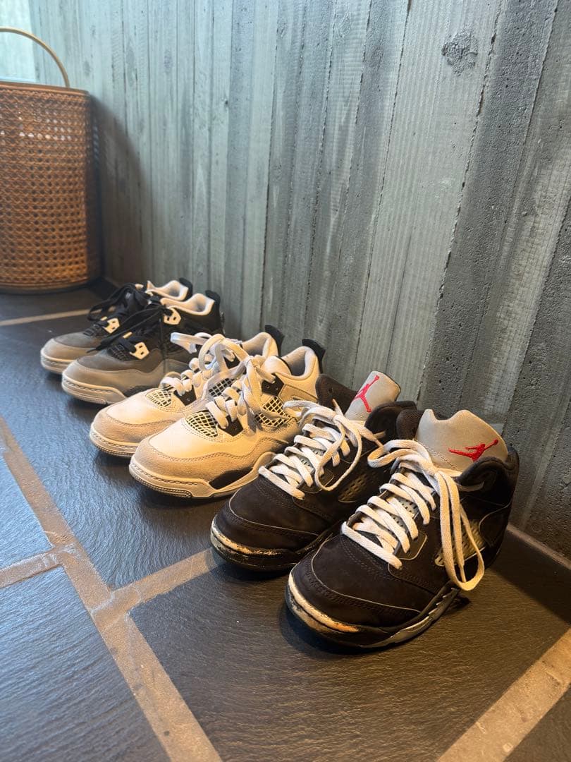 Air Jordan 4 &5 グレー/ブラック スニーカー 3足セット