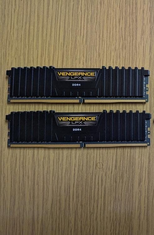 CORSAIR DDR4 2666MHz 16GB(8GBx2枚) ①