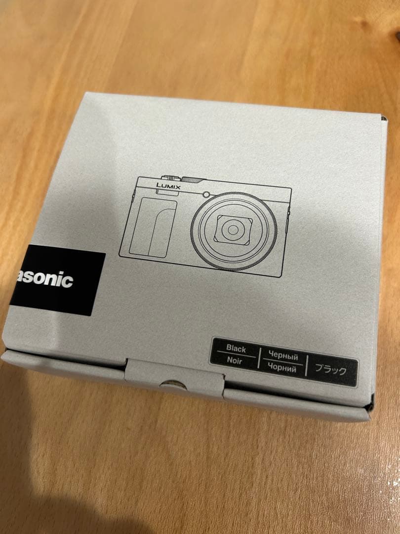 先月購入　Lumix ルミックスDC-TZ99-K ブラック 保護フィルム付き