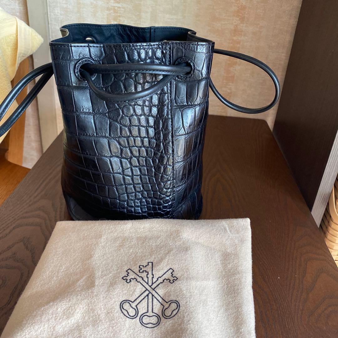 ひろさま専用　アーツ&サイエンス　クロコ　ランタンバック　美品