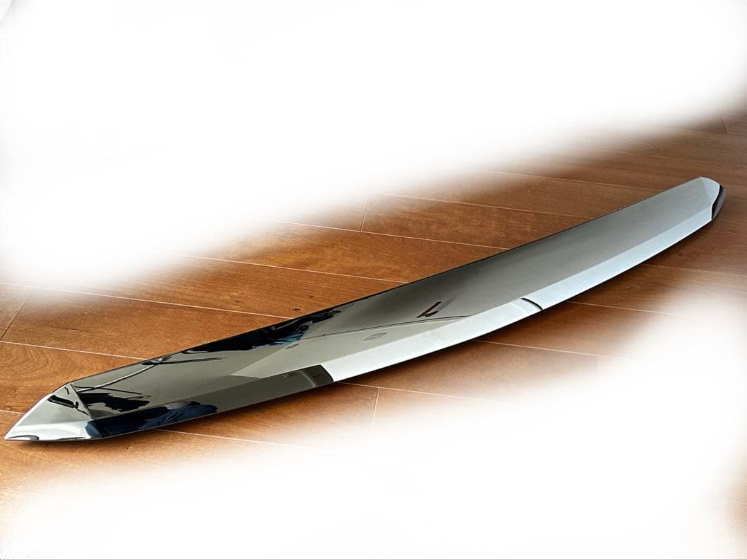 ３０系アルファード 前期 タイプブラック ボンネットモール