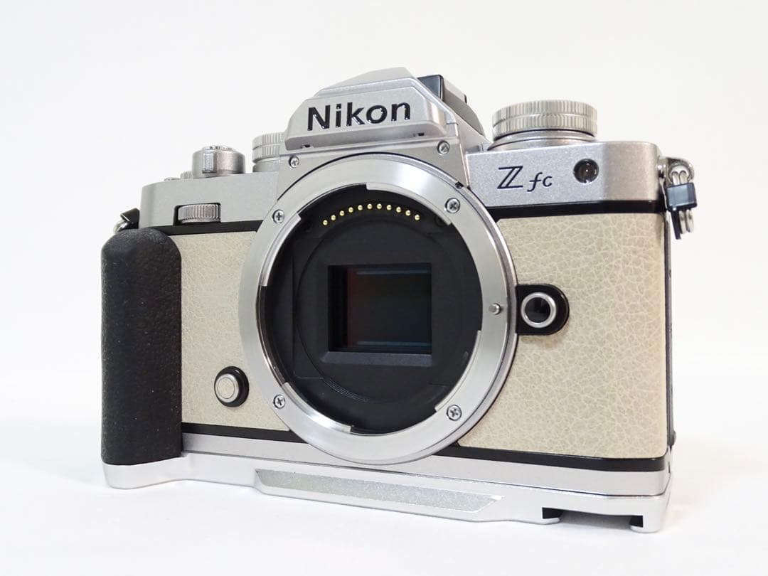 ◆サンドベージュ◆ Nikon Z fc 16-50mm ショット:1,252回