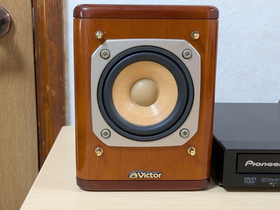 組み合わせコンポ　デジタルアンプ＋SP-SF10＋DV-2020 の3点セット