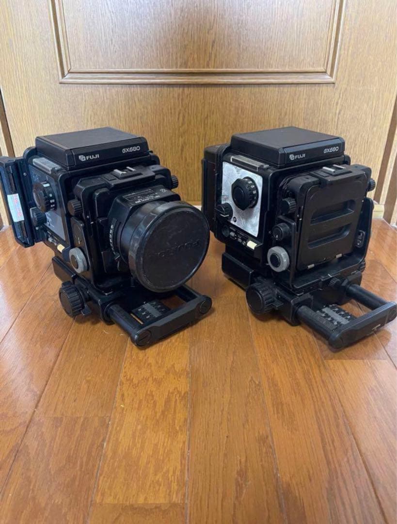 FUJI GX680 Professional 中判カメラ