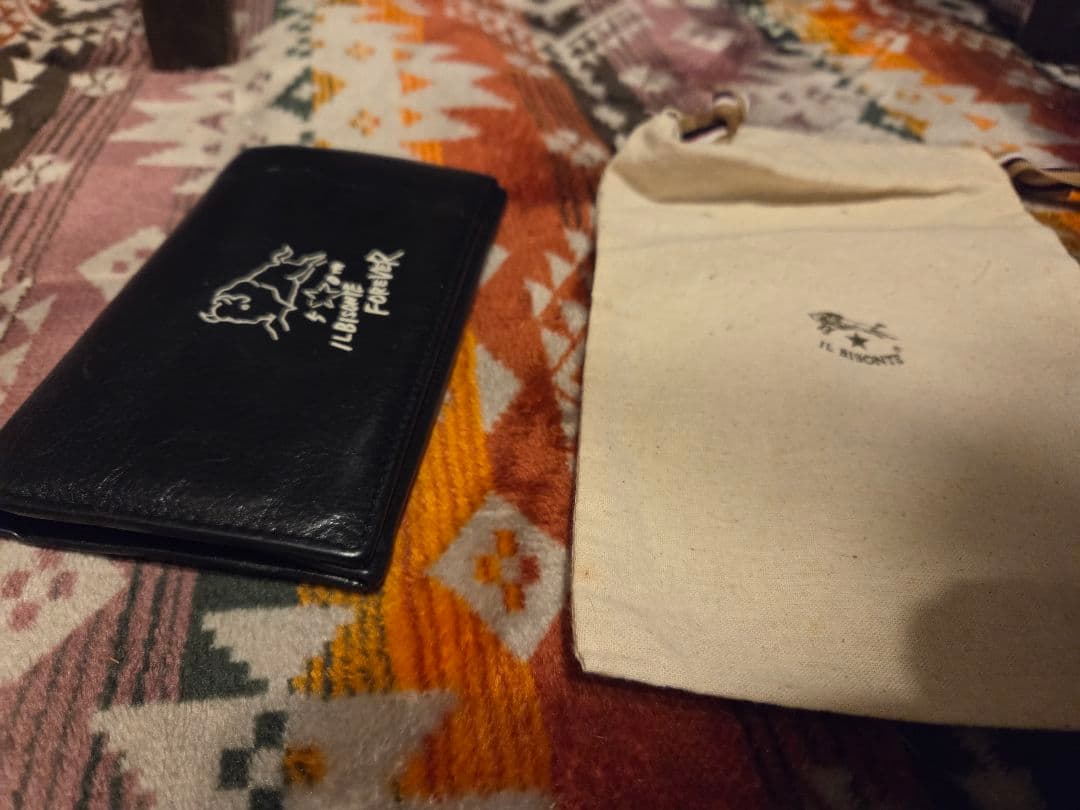 ナ*9様 BISONTE（イルビゾンテ）のレザー財布