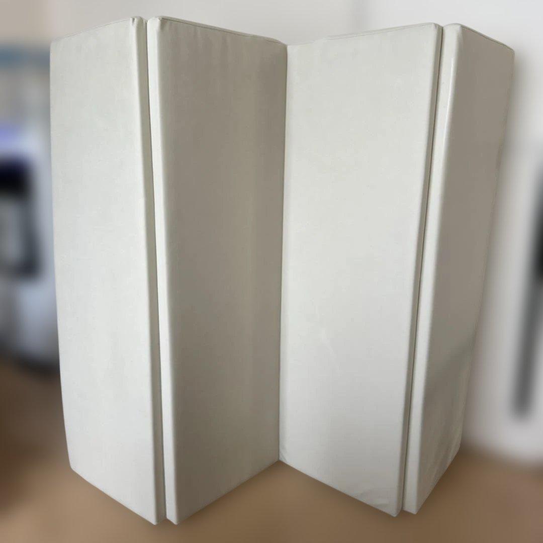 【美品・中古品】ケラッタ　160×120プレイマット ベージュ