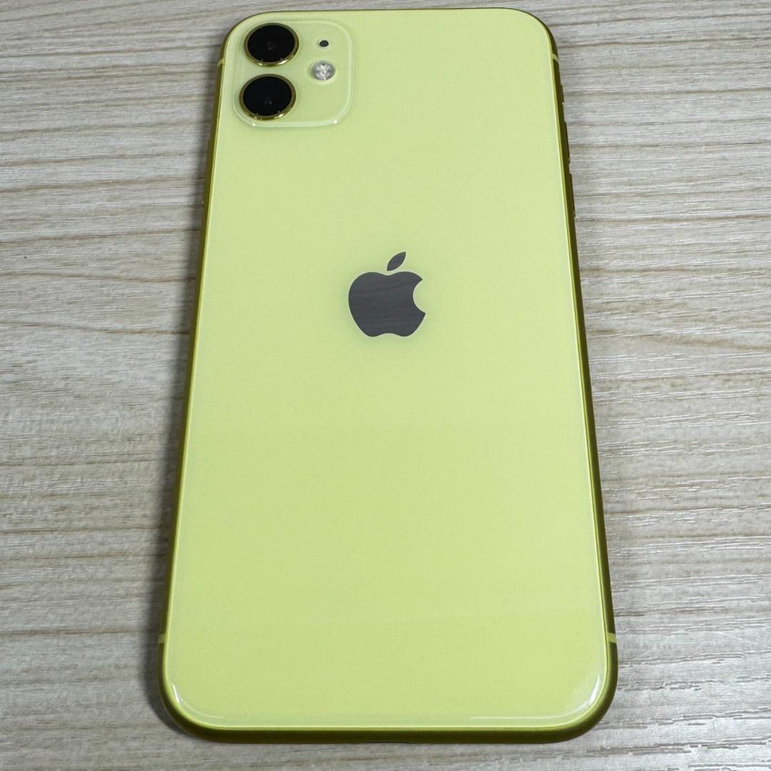 P224 美品 SIMフリー iPhone11 128GB おまけ付き