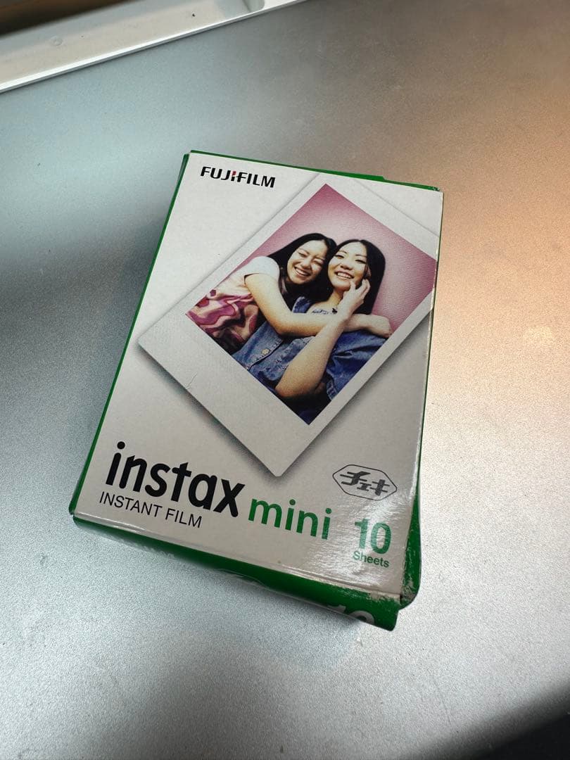 instax mini 11 チェキ　未使用フィルム10枚付き！