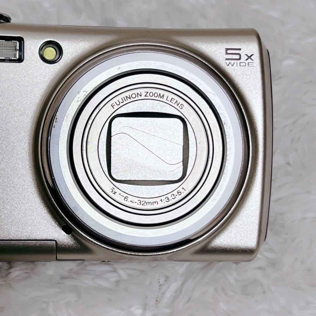 動作品 FUJIFILM FinePix F200 EXR シルバー
