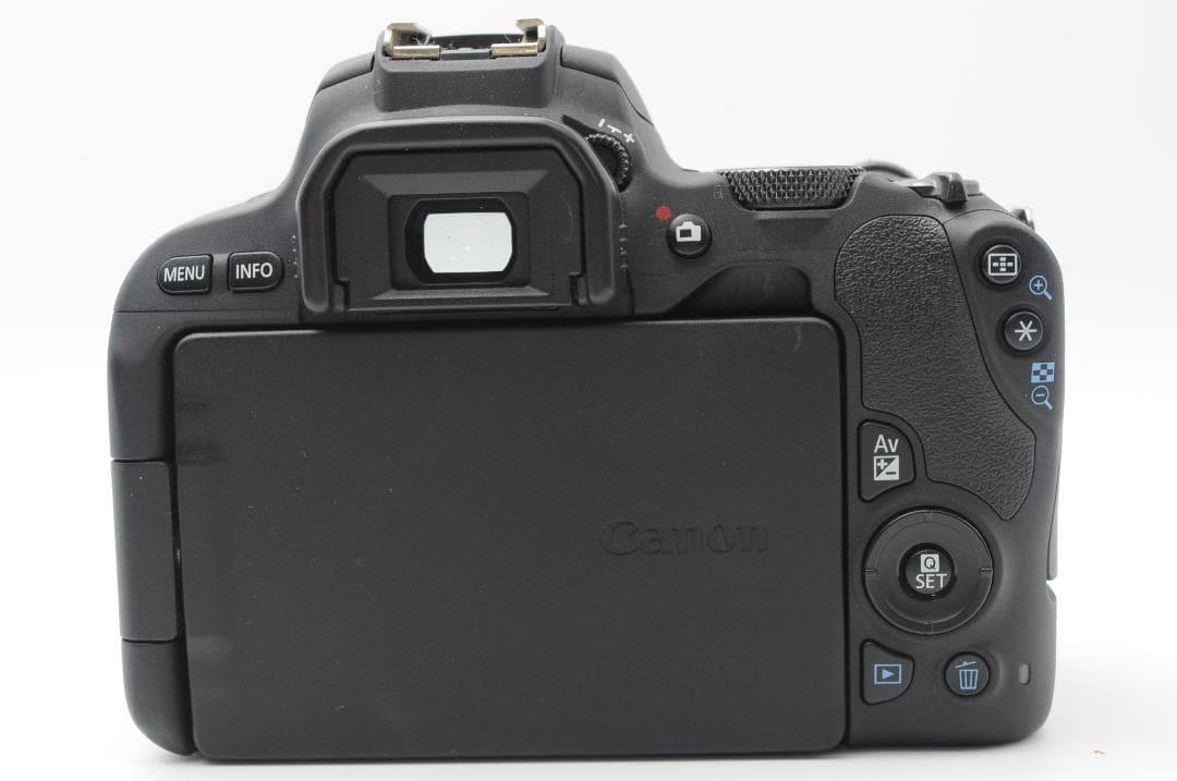 ★ほぼ新品⑥★新春初売りSALE★ Canon EOS Kiss x9 ダブル