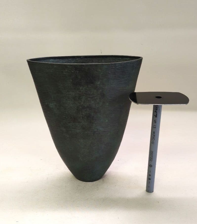 銅製花器　青銅色　池坊好み　池坊花器