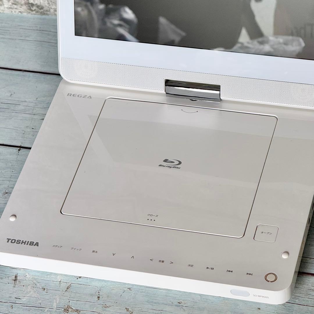 東芝 9インチポータブル・ブルーレイプレーヤー SD-BP900S