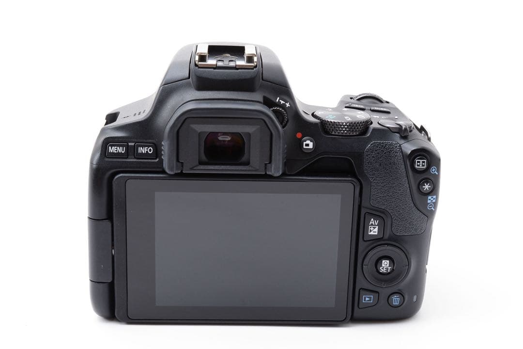 デジタル一眼レフカメラ CANON EOS Kiss X10望遠レンズセット