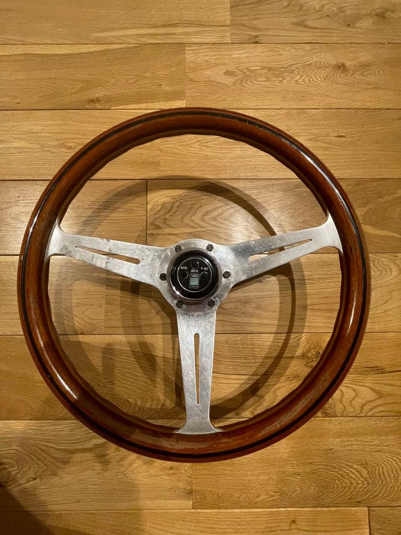 ナルディ　NARDI Torino CLASSIC 36cm