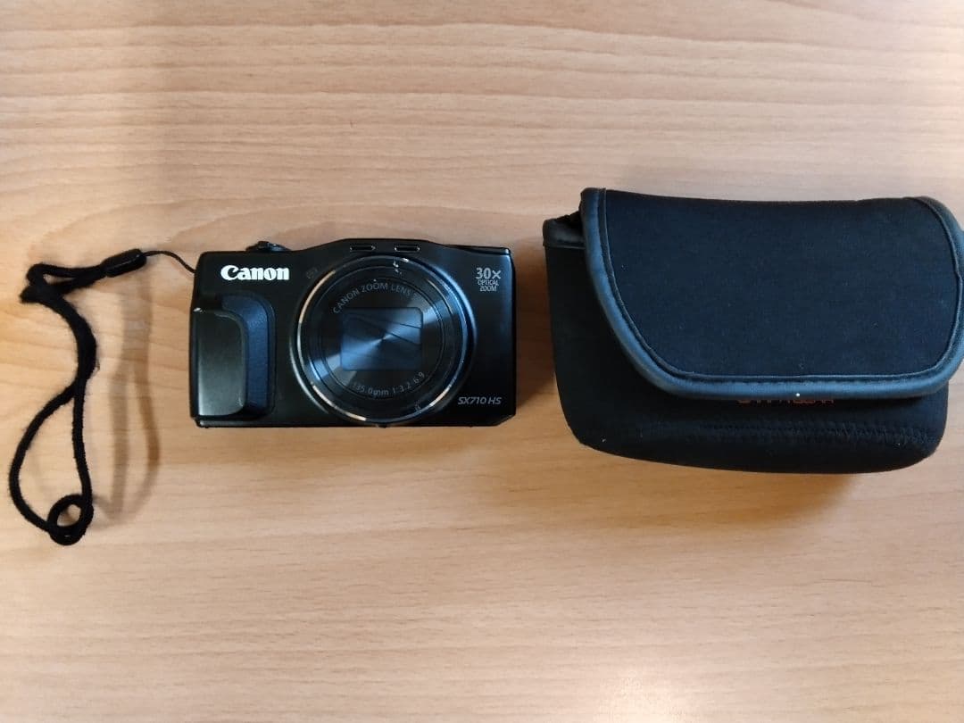 (送料無料鹿児島発)ジャンク品 Canon デジタルカメラ SX710HS