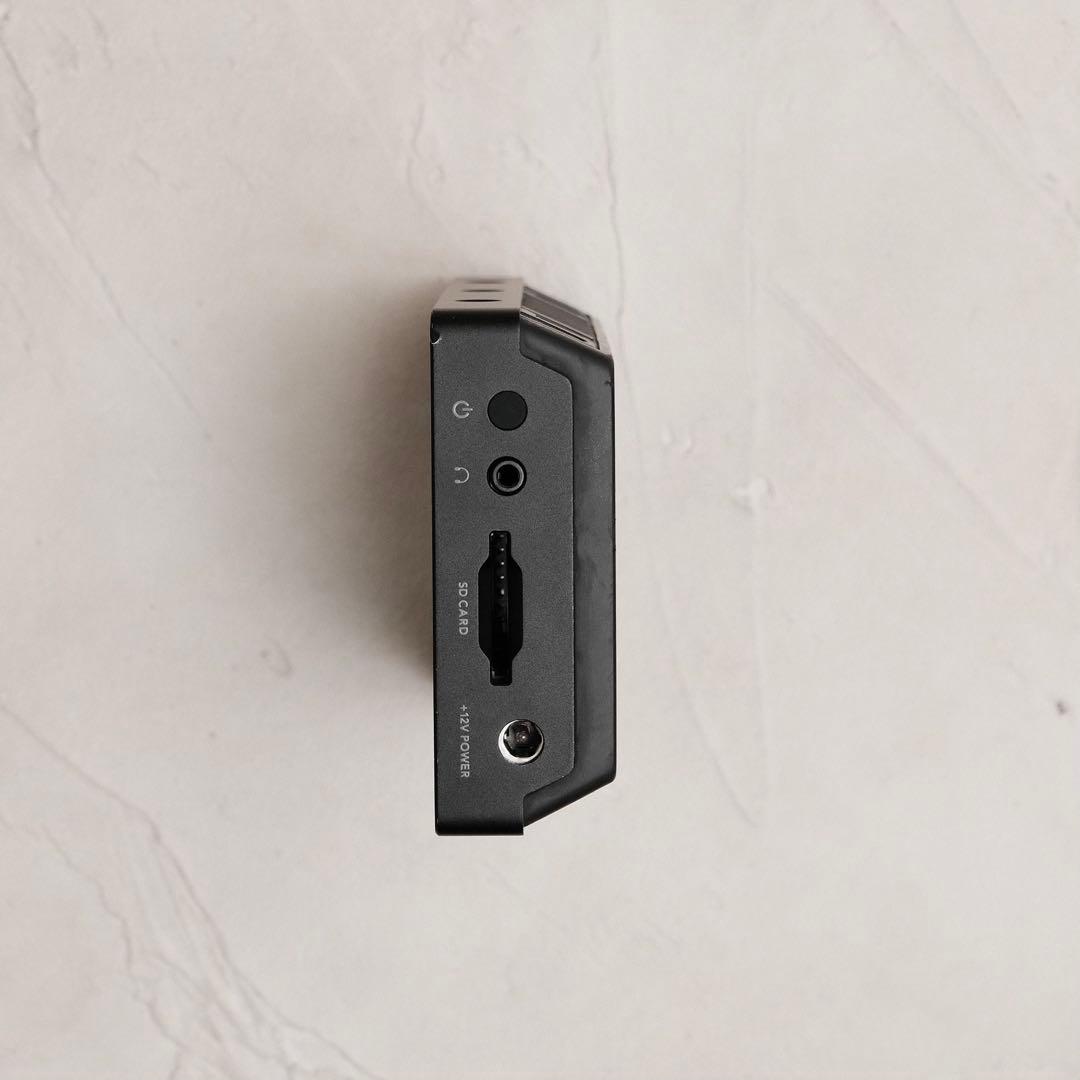 【正月特価‼️】BlackmagicDesign Video Assist5インチ