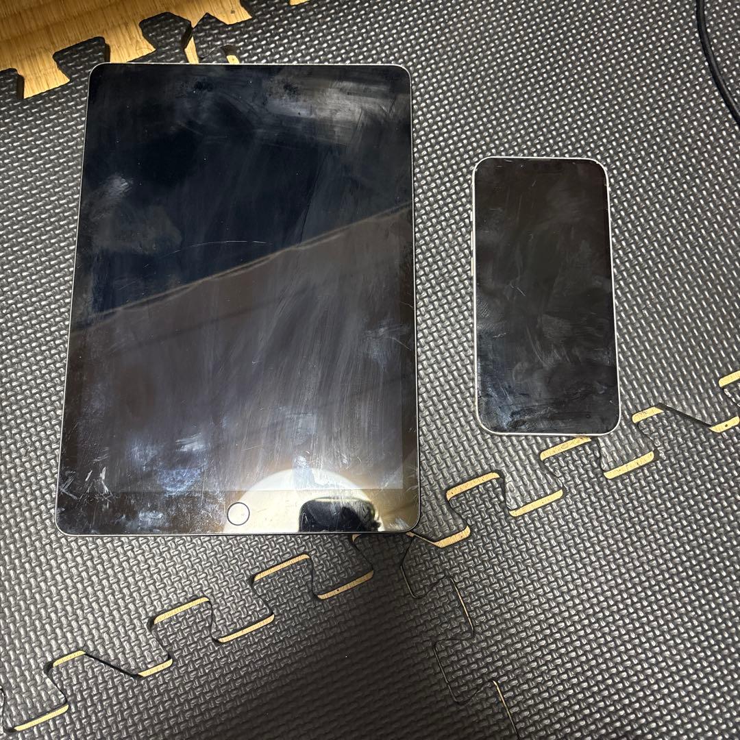 iPad9世代とiPhone13
