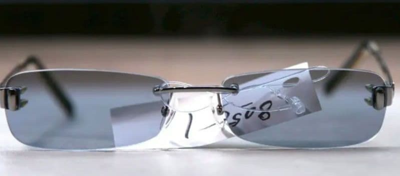 猫夜叉 GUCCI サングラス グレー レンズ シルバー フレーム