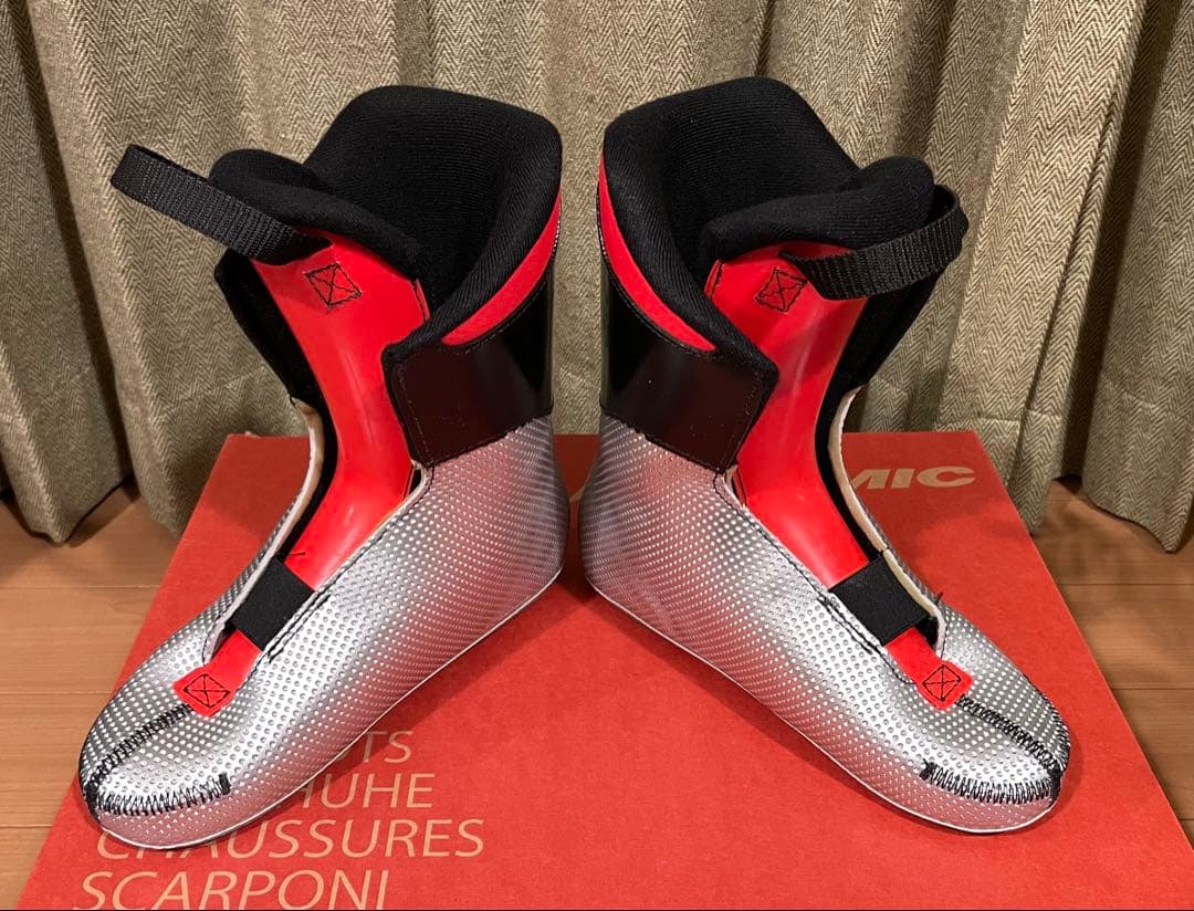 美品 ATOMIC HAWX JR3 子供用 スキーブーツ 23〜23.5cm