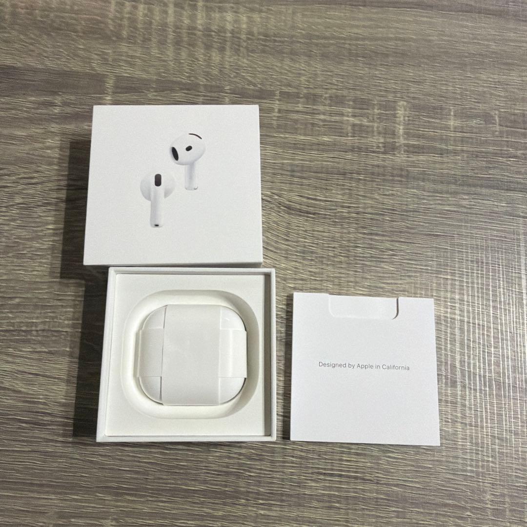 Apple AirPods 4 アクティブノイズキャンセルモデル