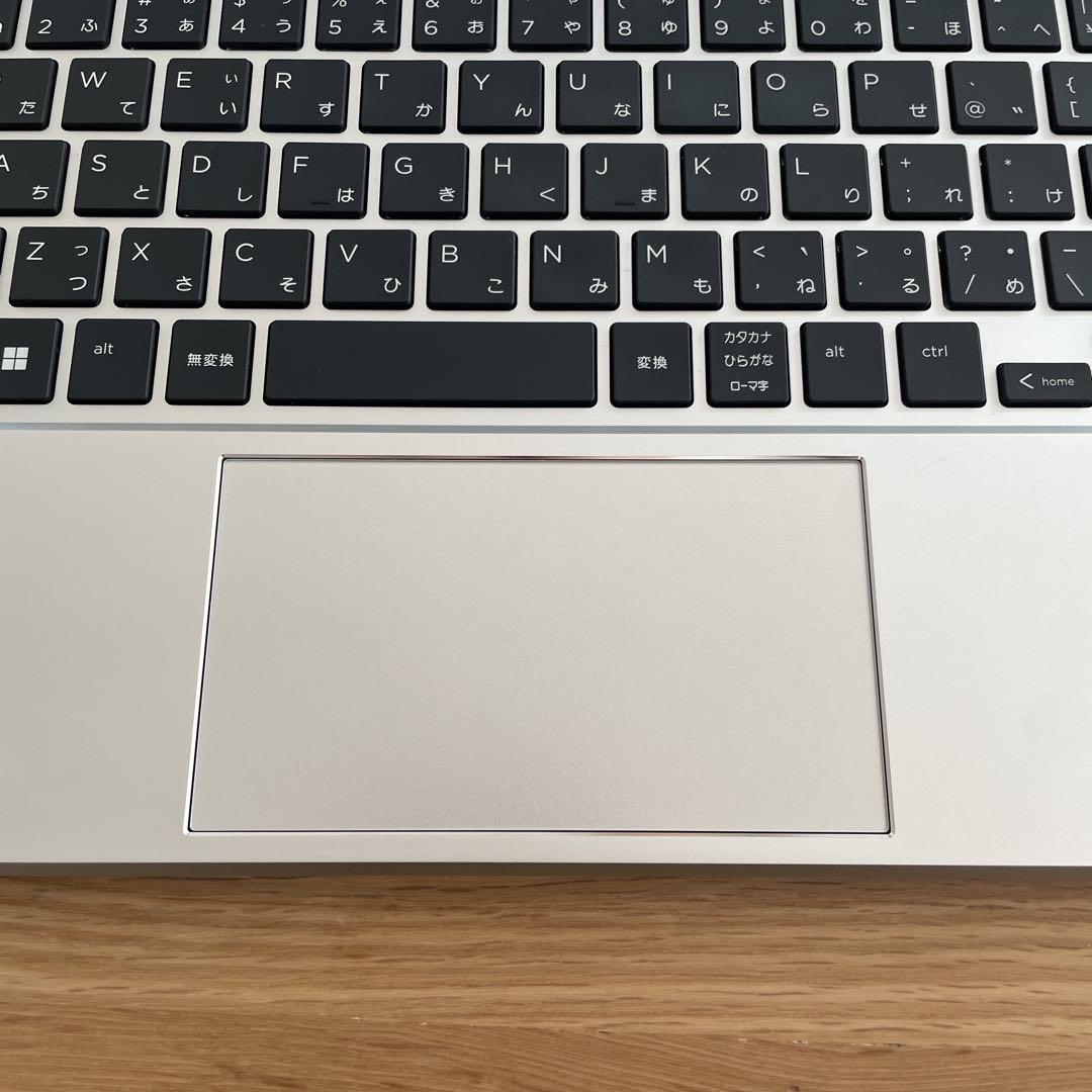 【準美品】HP EliteBook i7 2022年製 メモリ16 SSD512