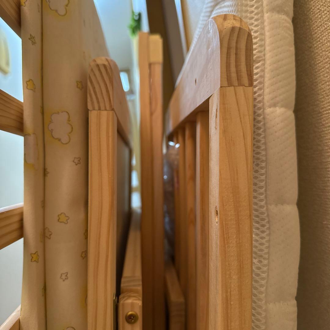 木製スリープベッド 黄色 布団付き