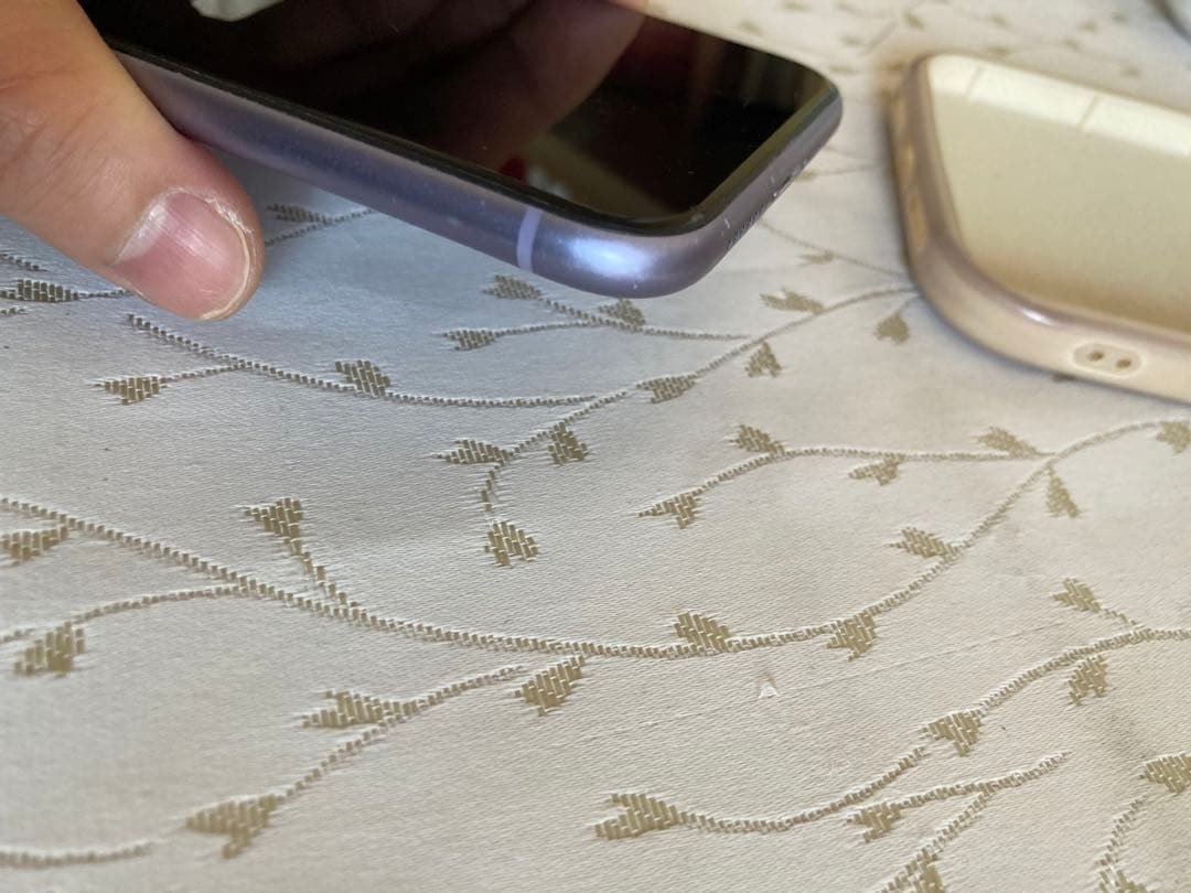 津*田様 iPhone2台　iPhone11 256Gパープル+iPhone11