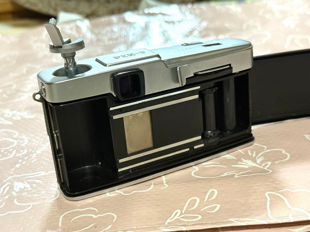 OLYMPUS PEN-F + F.Zuiko 38mm F1.8【動作確認済】