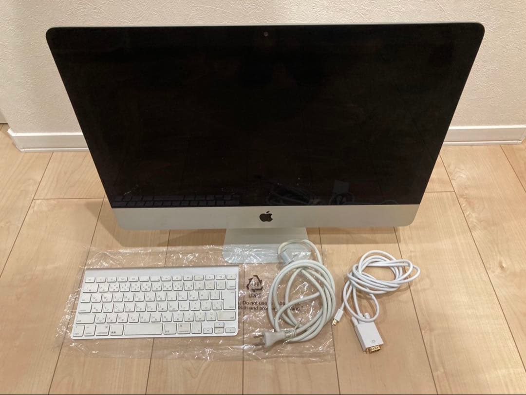 iMac 21.5インチ LED バックライトディスプレイ