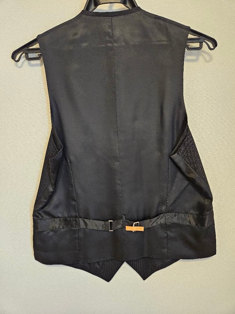 【HILTON】男の子 卒業式スーツ160～170センチ ブラック