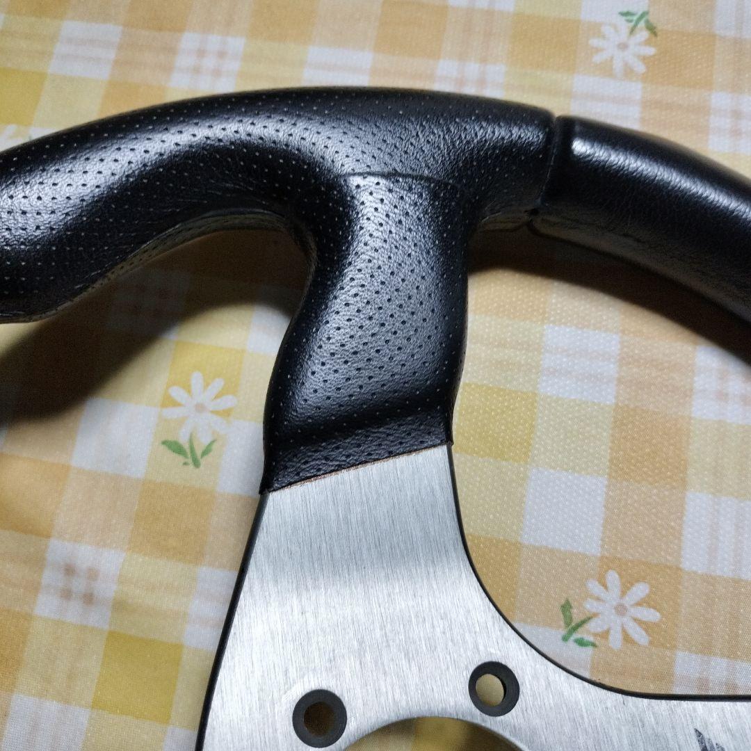 MOMO D35 ステアリング 本体35パイ