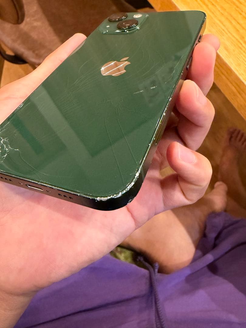 luffy　iPhone13 128GB グリーン