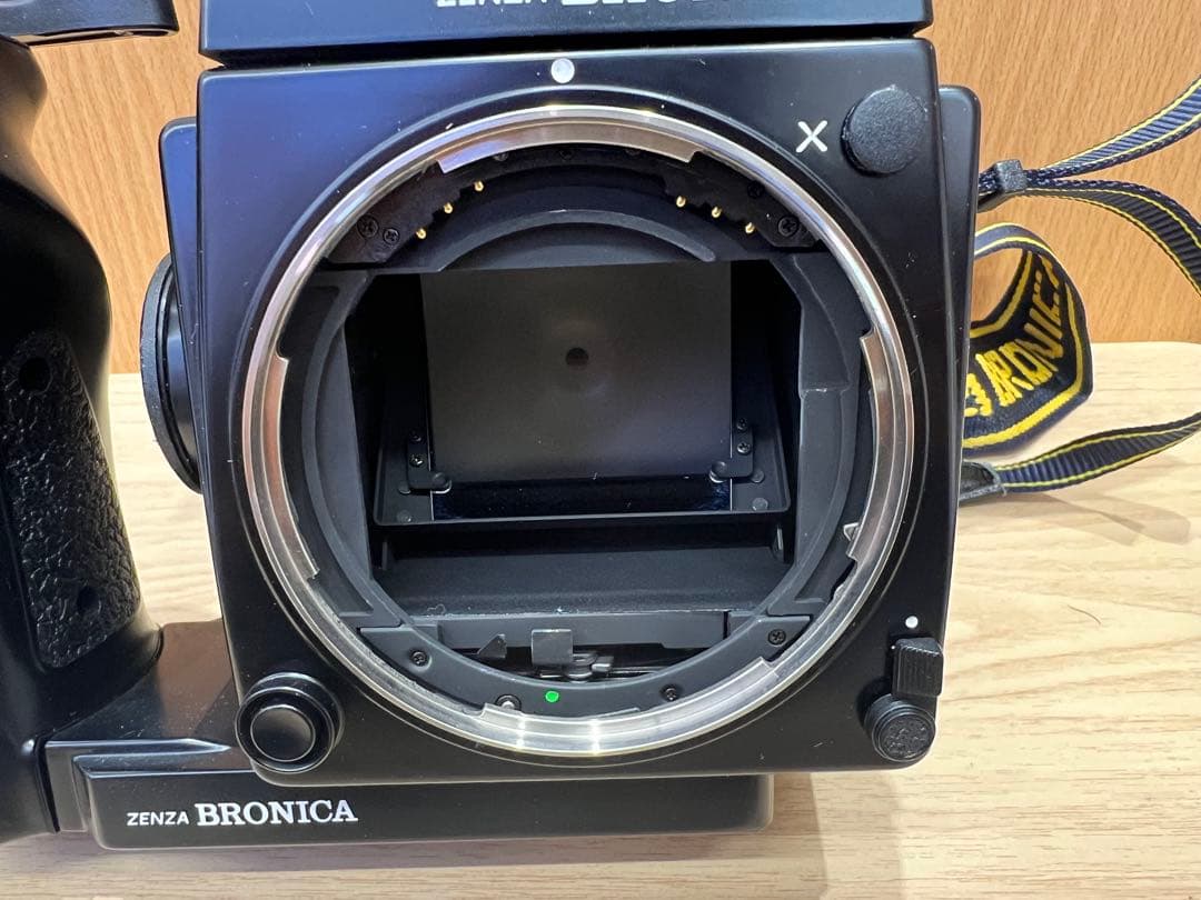 フィルムカメラ ZENZA BRONICA GS-1