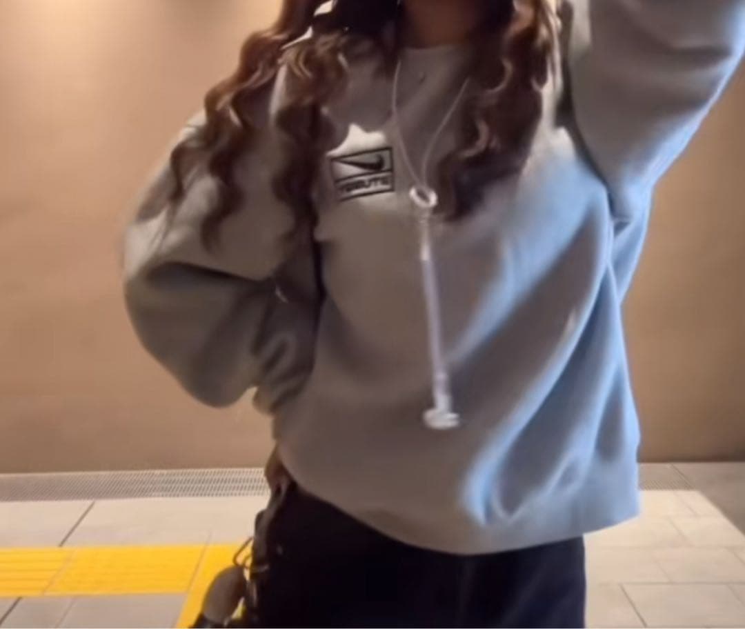 Nike stussyグレー スウェットMサイズ