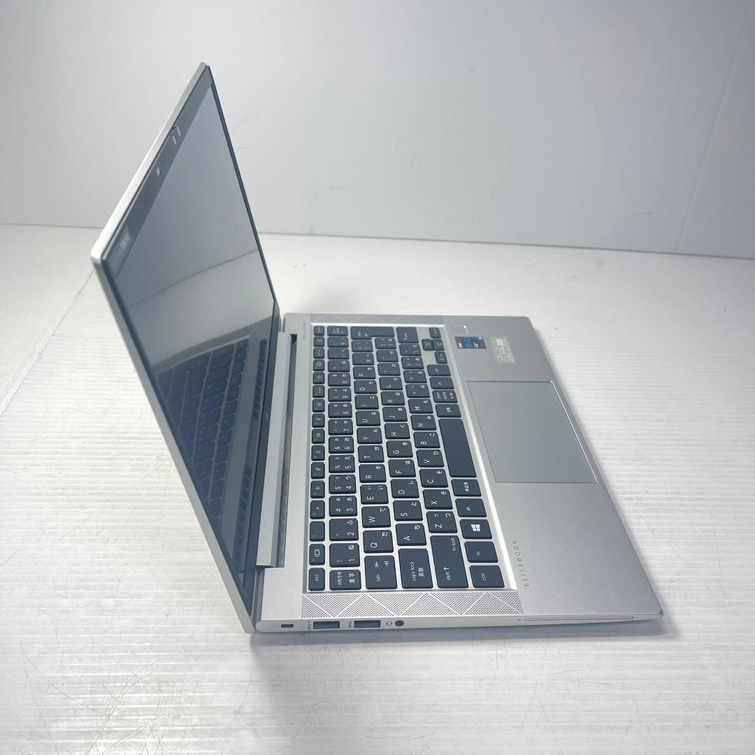 HP EliteBook 830G8 / i5 / 256GB / 13.3型