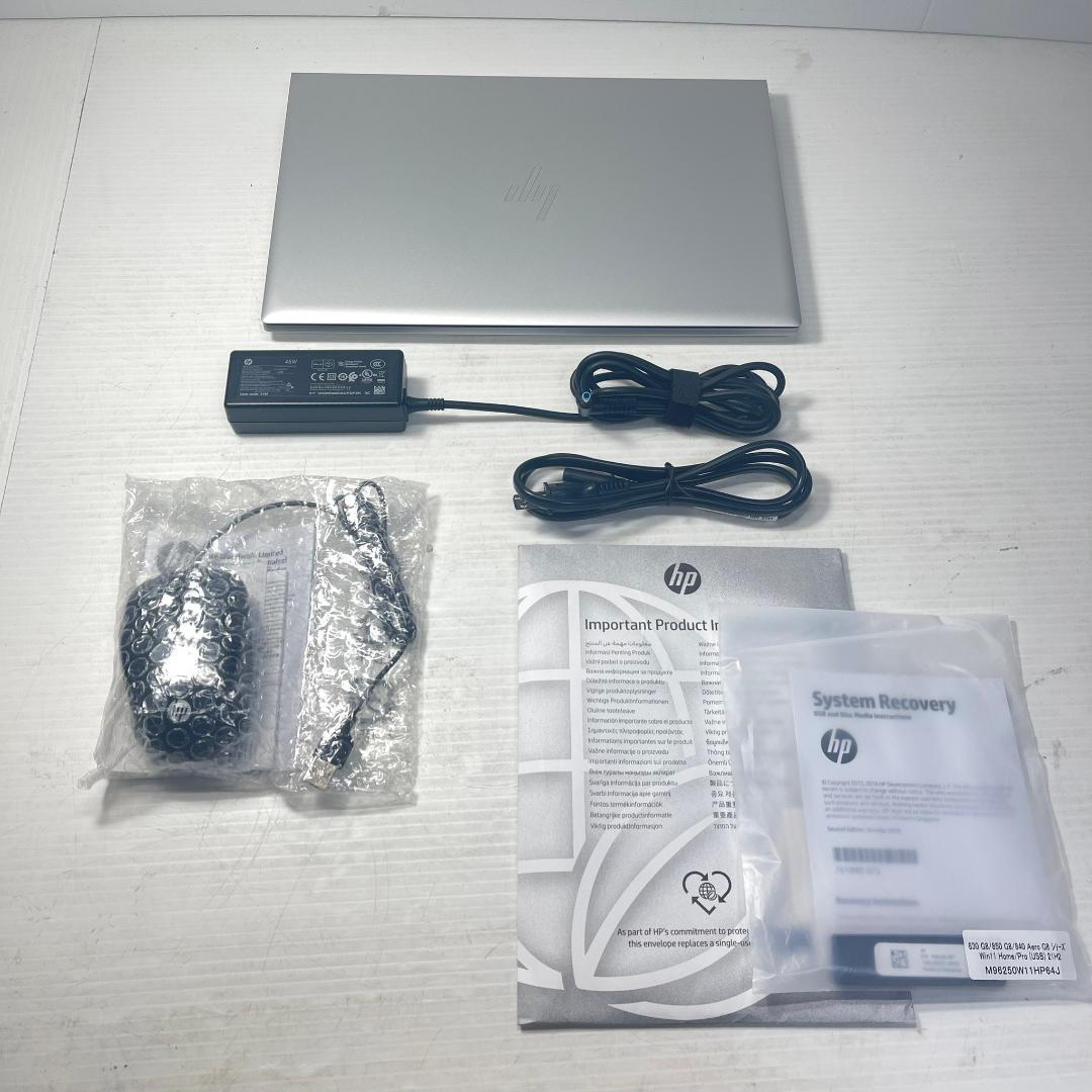 HP EliteBook 830G8 / i5 / 256GB / 13.3型