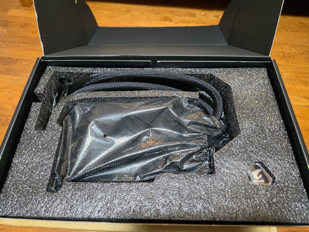 グラフィックボード・グラボ・ビデオカード RTX4090 AORUS XTREME WATERFORCE 24G