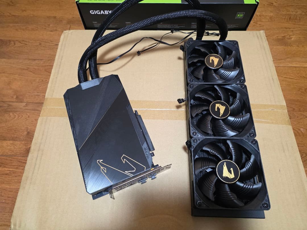 グラフィックボード・グラボ・ビデオカード RTX4090 AORUS XTREME WATERFORCE 24G