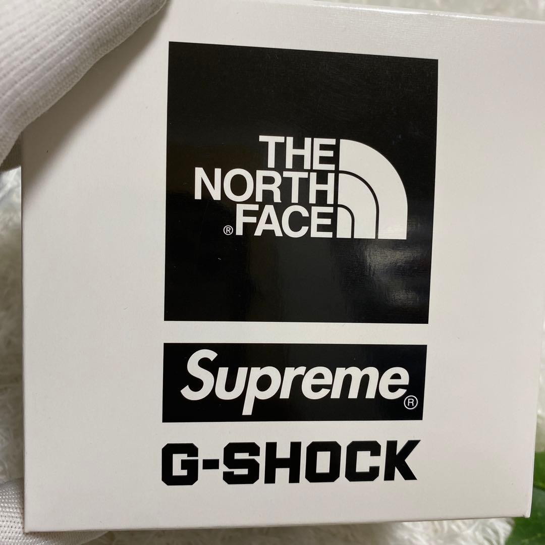supreme ノースフェイス　腕時計　　シュプリーム　完売品　G-SHOCK