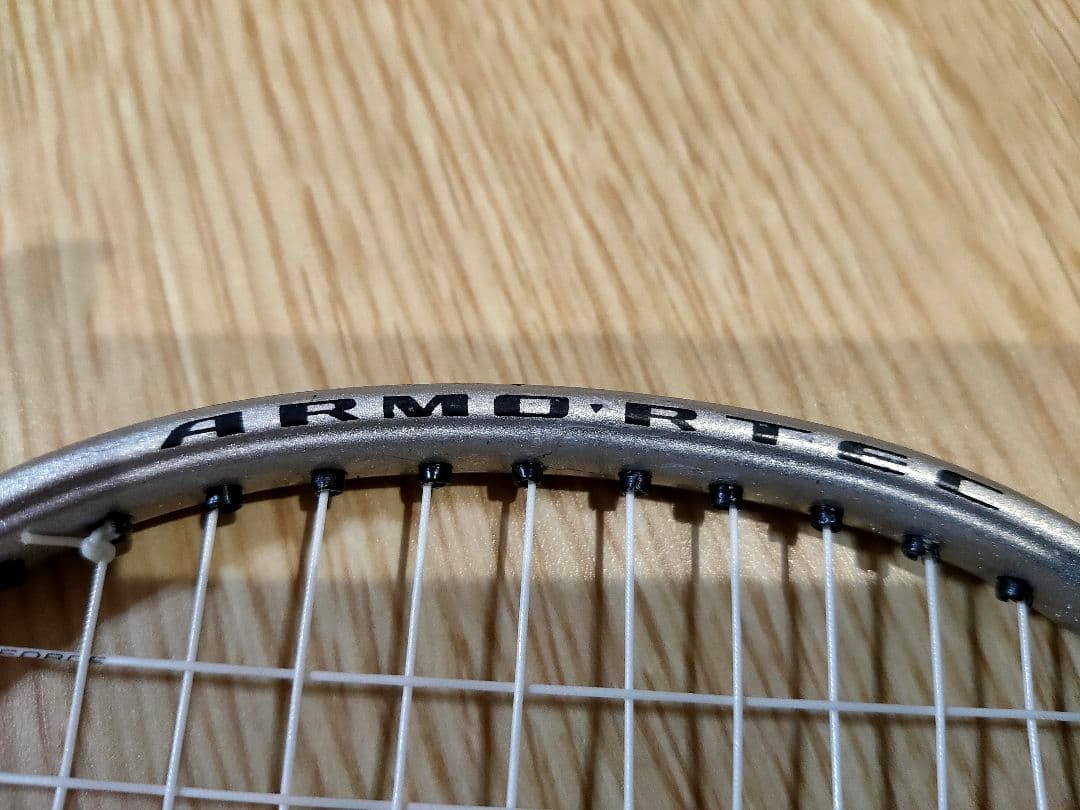 YONEX ARMORTEC 700 初期モデル