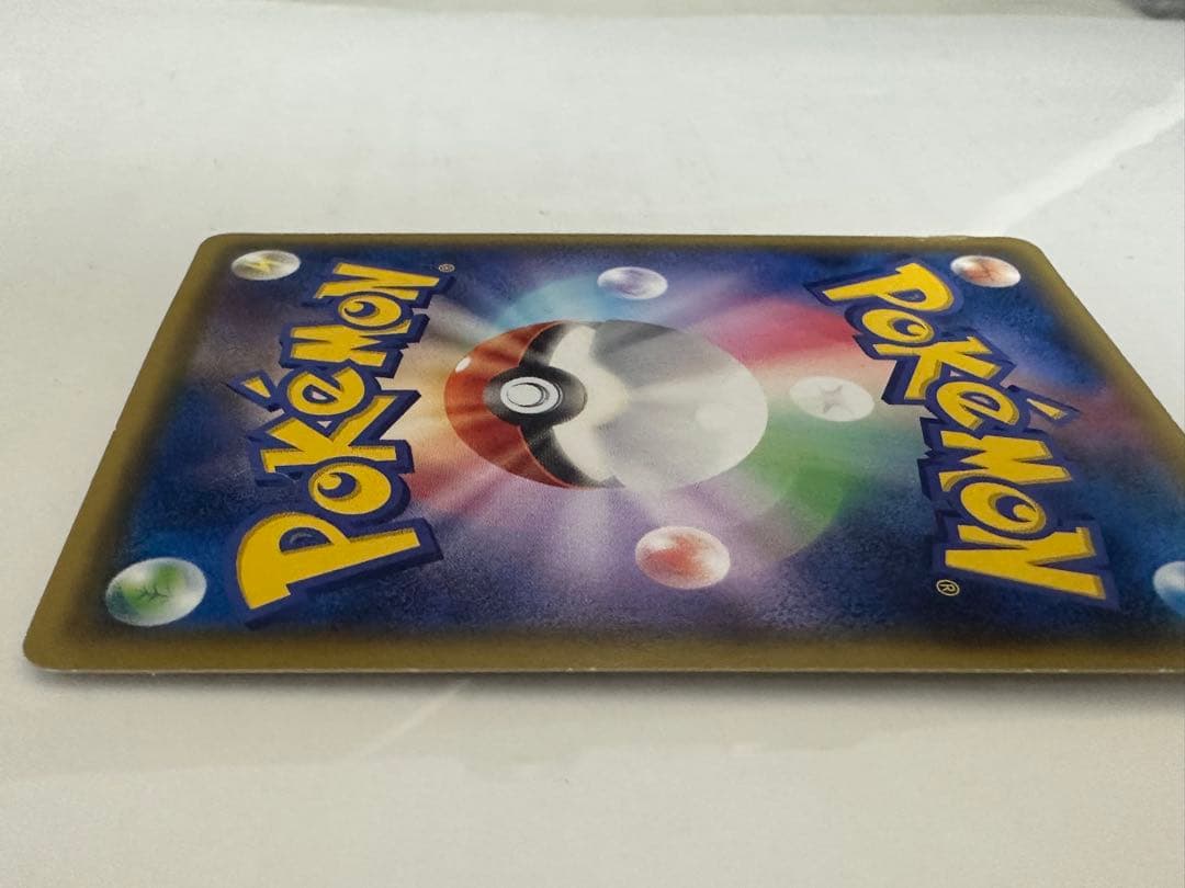 あったかピカチュウ：ユニクロ：KポケモンヒートテッククルーネックＴ PROMO…