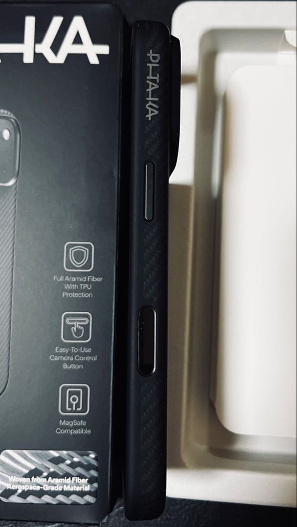 iPhoneアクセサリー PITAKA Aramid UltraGuardCase iPhone17Pro