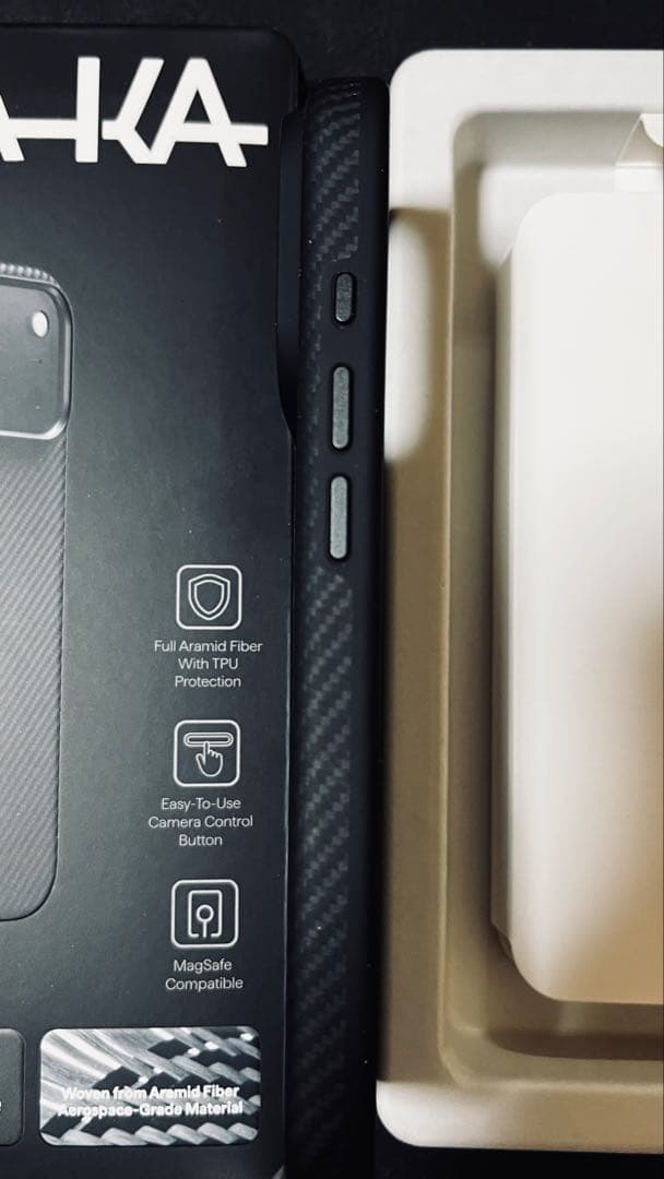 iPhoneアクセサリー PITAKA Aramid UltraGuardCase iPhone17Pro