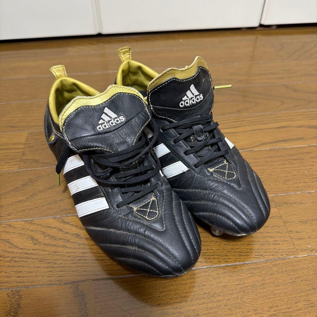 仮*ガ様 adidas サッカー ブラック/ホワイト/ゴールド adipure